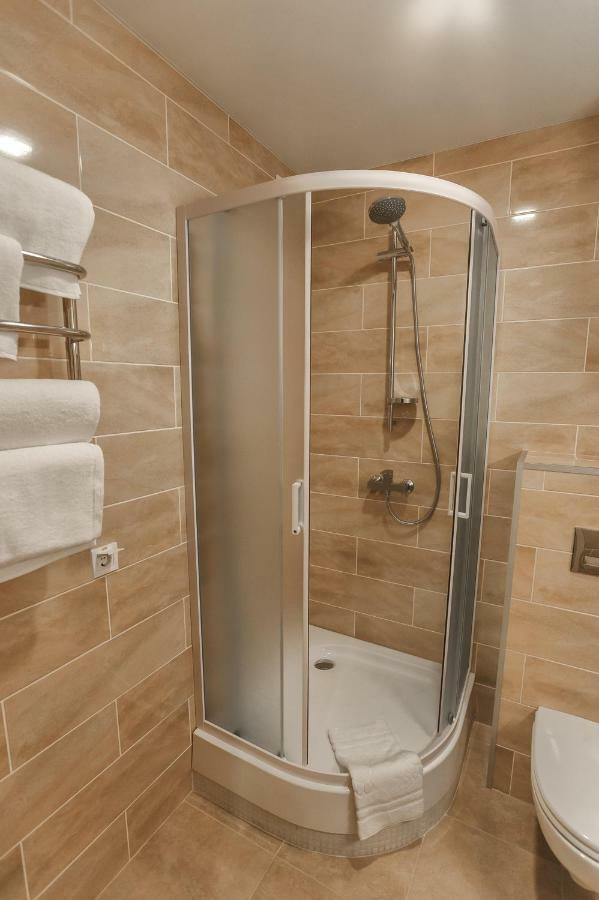 Raziotel Rishelyevskiy Kherson Eksteriør bilde